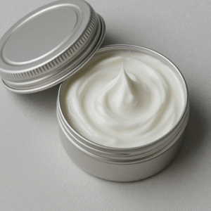 20250528 1338 Silver Tin Cream simple compose 01jwafe3hkejgagsrv9572fpy7